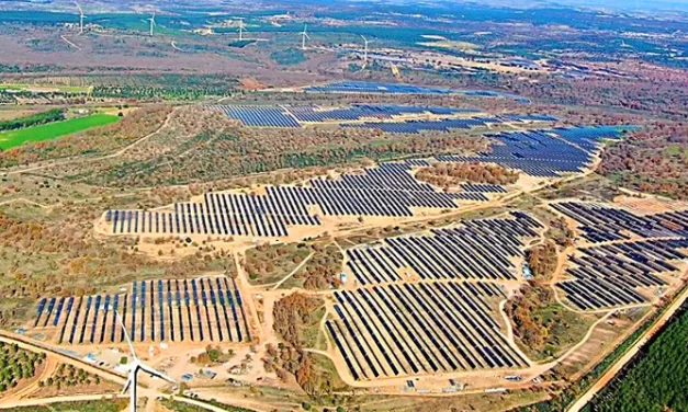 Aumento de la capacidad de producción de energías renovables según el último informe de sintesis